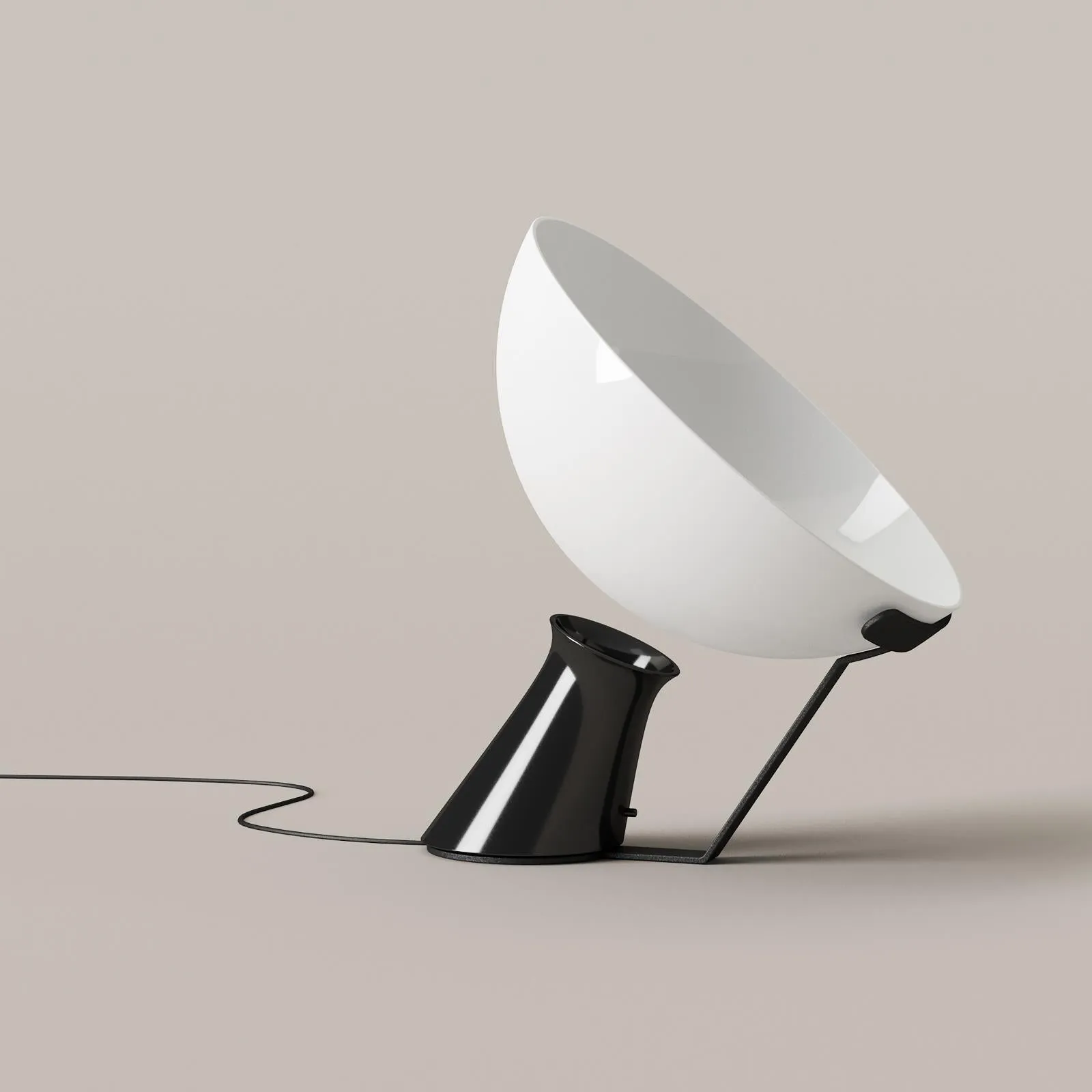 Aida Lamp