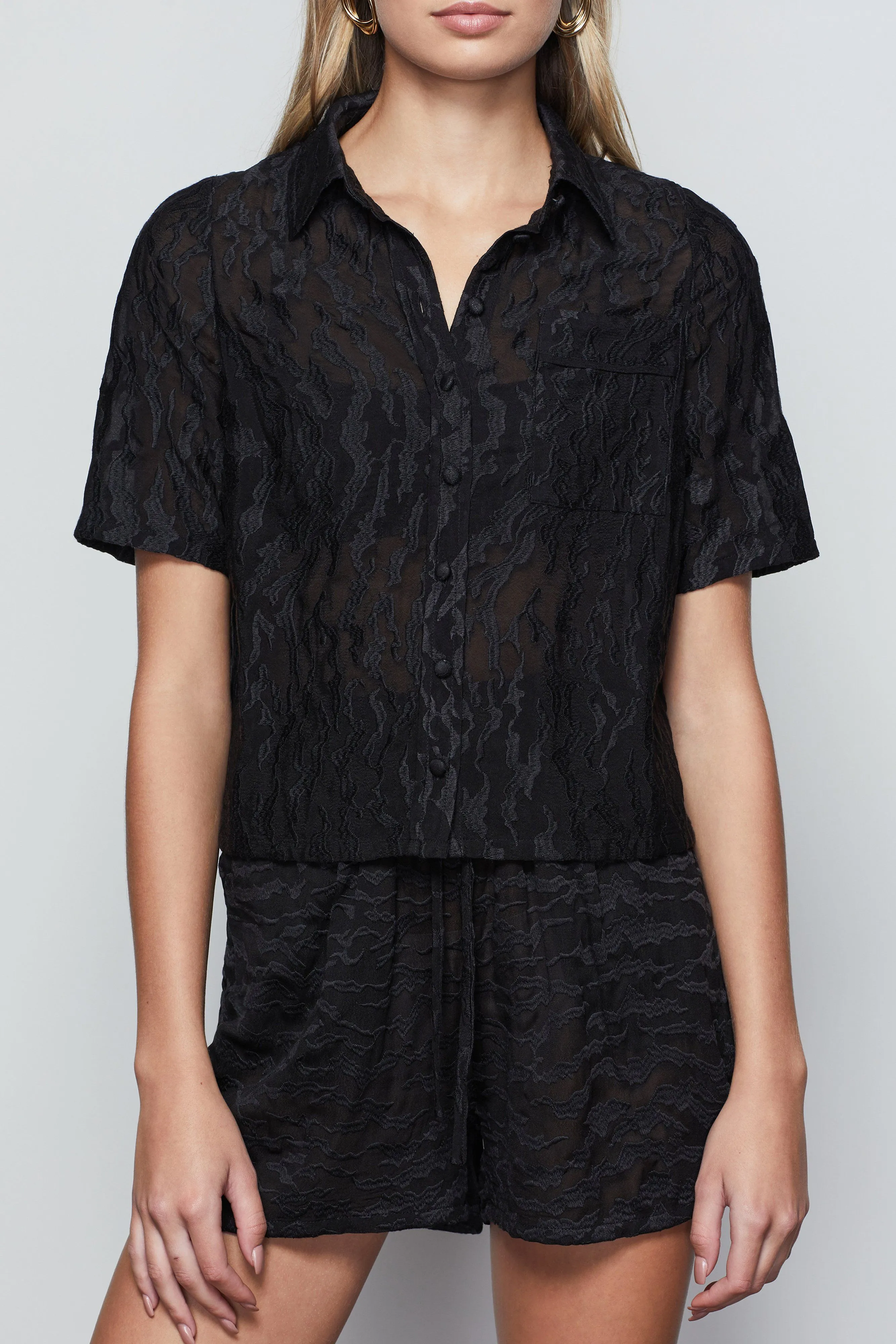 LUSH EMBROIDERED BUTTON UP | BLACK001