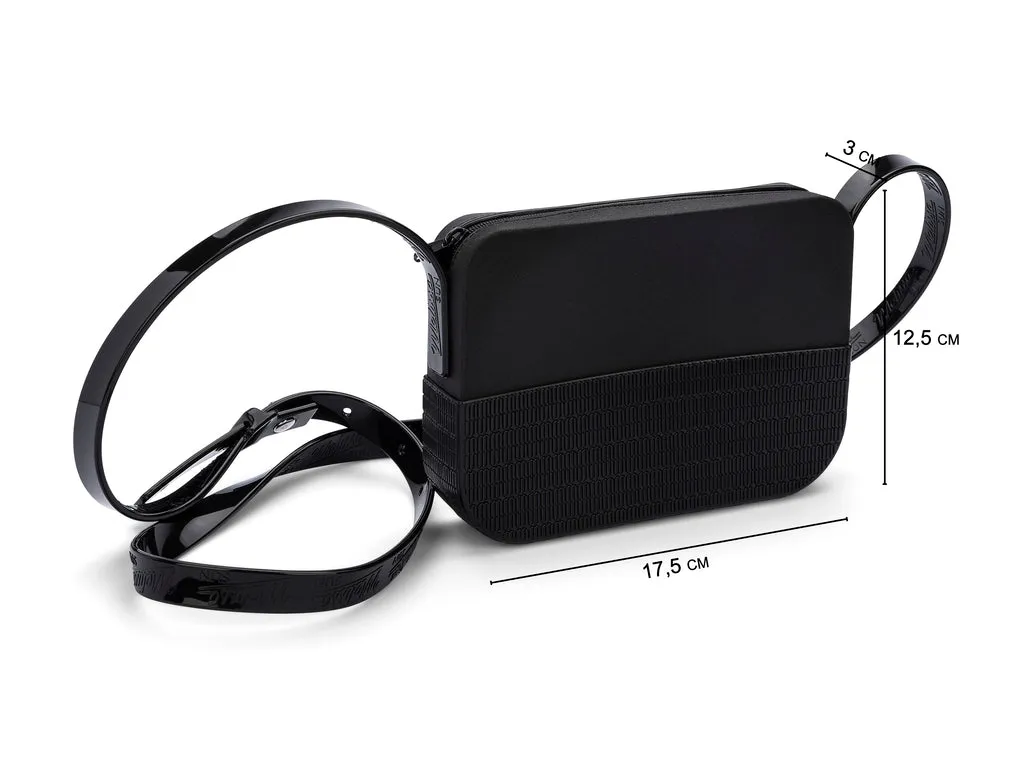 Melissa Sun Santa Monica II Black Crossbody Bags