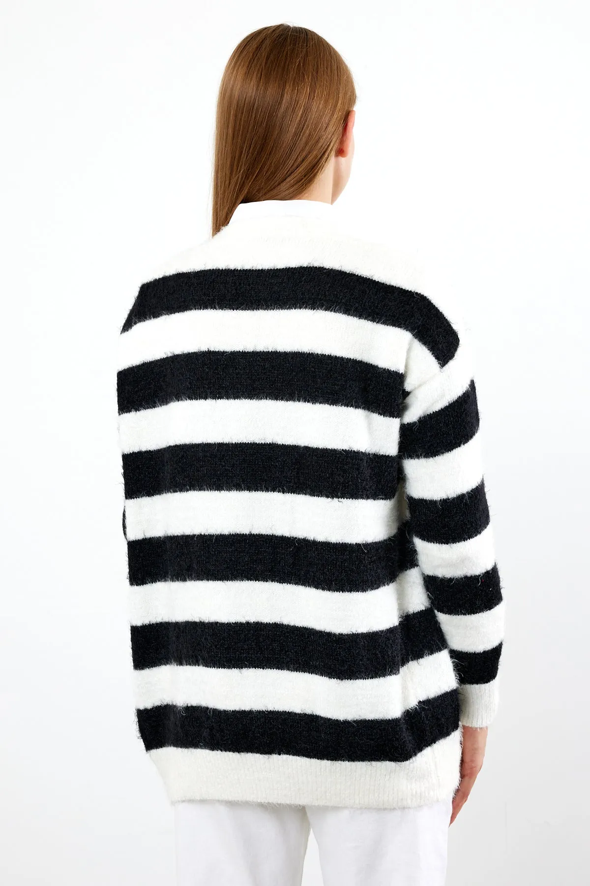 Vav Soft Wool Knitted Winter Cardigan Black